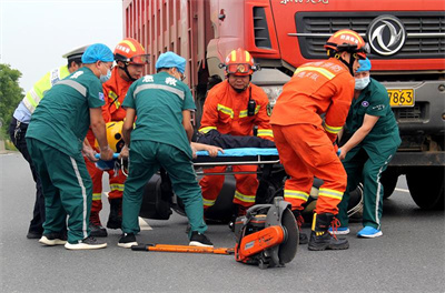 澜沧沛县道路救援